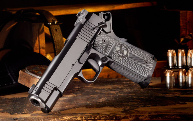 Обои картинки фото оружие, пистолеты, hawk