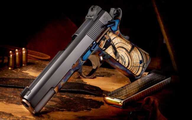 Обои картинки фото оружие, пистолеты, hawk