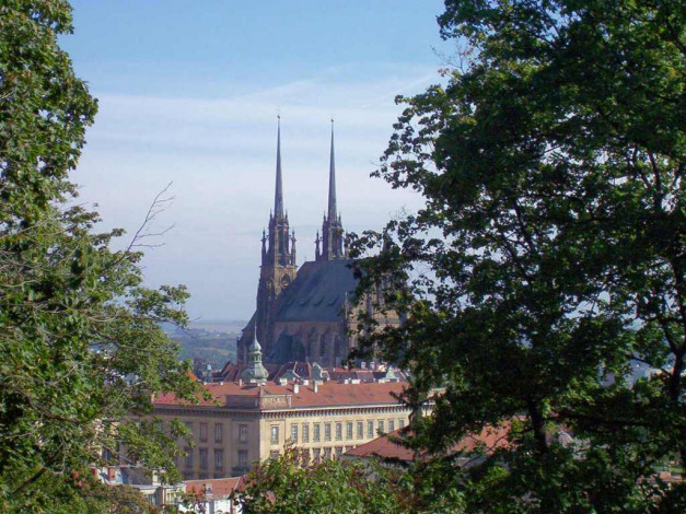 Обои картинки фото brno, petrov1, города, католические, соборы, костелы, аббатства