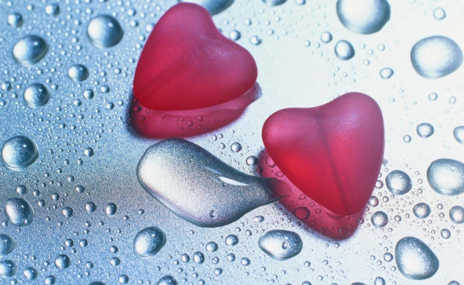 Обои картинки фото праздничные, день святого валентина,  сердечки,  любовь, капли, вода, сердечки
