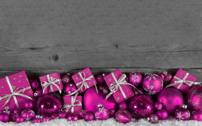 Обои картинки фото праздничные, украшения, christmas, gifts, snow, decoration, wood, рождество, новый, год, подарки