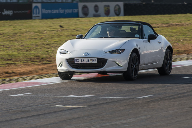 Обои картинки фото автомобили, mazda