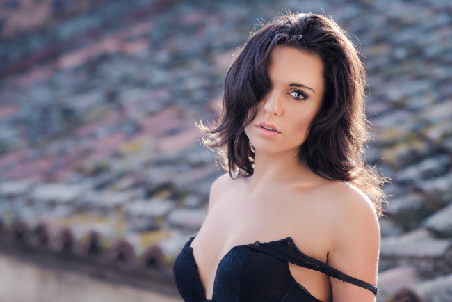 Обои картинки фото девушка, девушки, -unsort , брюнетки, темноволосые, chiara, silvestri, модель