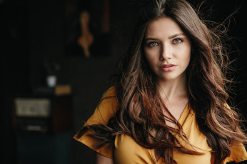 Картинка anna+tsaturian девушки анна+цатурян anna tsaturian анна цатурян девушка модель шатенка лицо портрет причёска