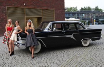 Картинка газ-+13+чайка автомобили -авто+с+девушками газ- 13 чайка автомобиль ретро девушки модели классика чёрный