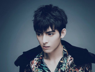 Картинка мужчины wang+hao+xuan ван хаосюань wang hao xuan