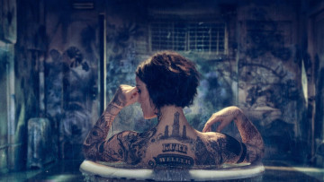 Картинка кино+фильмы blindspot+ сериал девушка тату ванна граффити