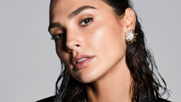Картинка девушки gal+gadot актриса брюнетка лицо серьги