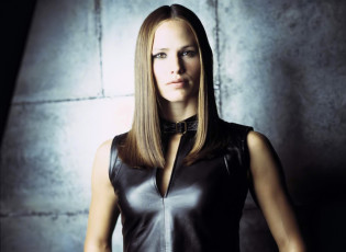 обоя кино фильмы, alias, девушка, топ, стена