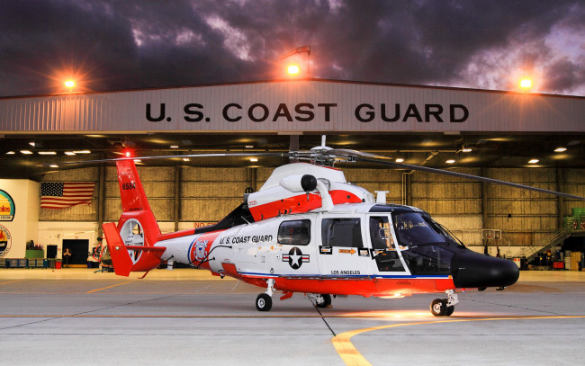 Обои картинки фото авиация, авиационный пейзаж, креатив, винт