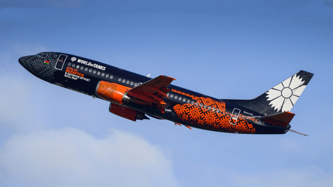 Обои картинки фото b737-3q8, авиация, пассажирские самолёты, авиалайнер