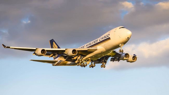 Обои картинки фото b747-412f, авиация, пассажирские самолёты, авиалайнер