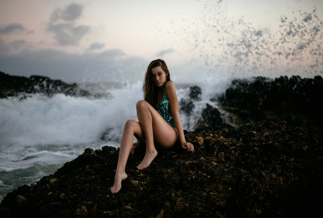 Обои картинки фото девушка, девушки, -unsort , брюнетки, темноволосые, модель