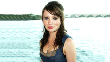 Картинка девушки emily+browning emily browning