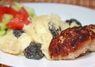 Картинка еда вторые блюда котлета гарнир помидоры томаты