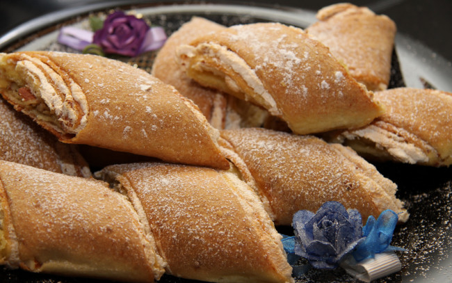 Обои картинки фото еда, пирожные, кексы, печенье, выпечка, десерт, рулет, сладкое