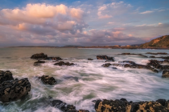 Картинка природа побережье камни океан новая зеландия облака new zealand