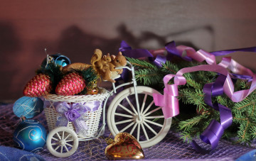 Картинка праздничные фигурки белочки декор