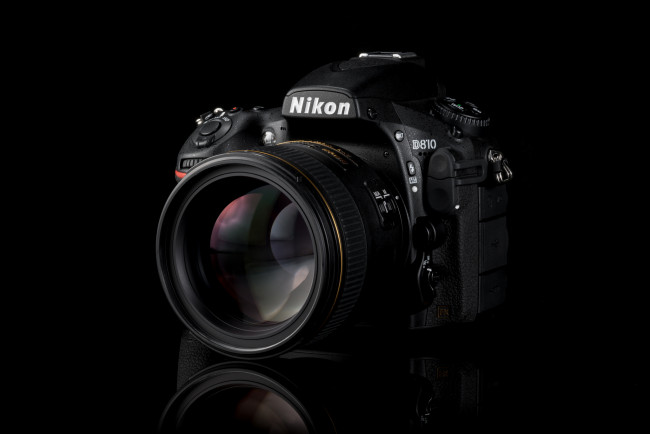 Обои картинки фото бренды, nikon, фотокамера
