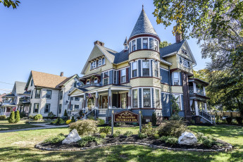 Картинка города -+здания +дома особняк