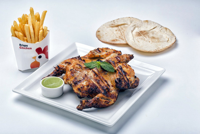 Обои картинки фото еда, мясные блюда, мята, фри, соус, картофель, курица