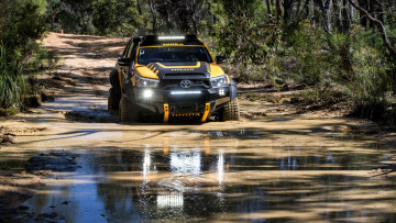 Картинка toyota+hilux+tonka+concept+2017 автомобили toyota 2017 concept tonka hilux