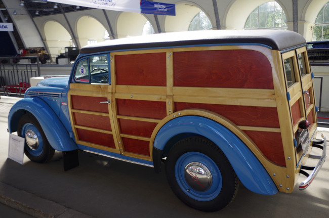 Обои картинки фото moskvich 421-422 1954, автомобили, выставки и уличные фото, 1954, 421-422, moskvich