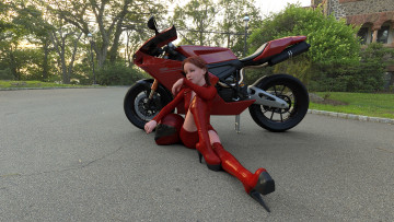 Картинка 3д+графика люди-авто мото+ people-+car+ +moto девушка взгляд фон мотоцикл