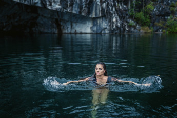 Картинка anastasiya+leonova девушки анастасия+леонова anastasiya leonova анастасия леонова девушка модель брюнетка красотка поза флирт стройная сексуальная фигура