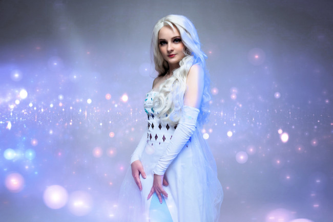 Обои картинки фото девушки, kirdjava, костюм, образ, платье, лед