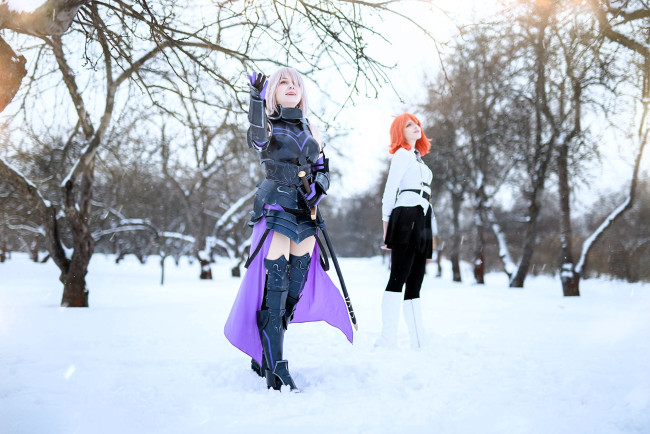 Обои картинки фото девушки, mari aisu, образы, косплей, наряды, костюмы, снег, зима, деревья