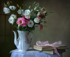 Картинка цветы эустома книга букет