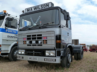 Картинка автомобили грузовики седельный тягач