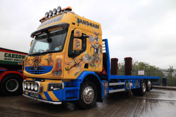 Картинка renault автомобили renault+trucks s a автомобильная корпорация франция