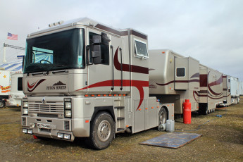 Картинка renault автомобили renault+trucks s a автомобильная корпорация франция