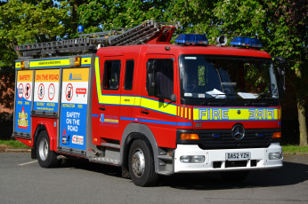 Картинка автомобили пожарные+машины автомобиль пожарный спецтехника