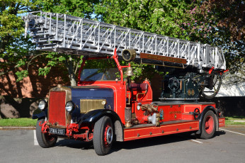 Картинка автомобили пожарные+машины автомобиль пожарный спецтехника