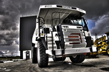 Картинка техника строительная+техника тяжелый карьерный самосвал