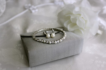 Картинка разное украшения +аксессуары +веера браслет сумочка