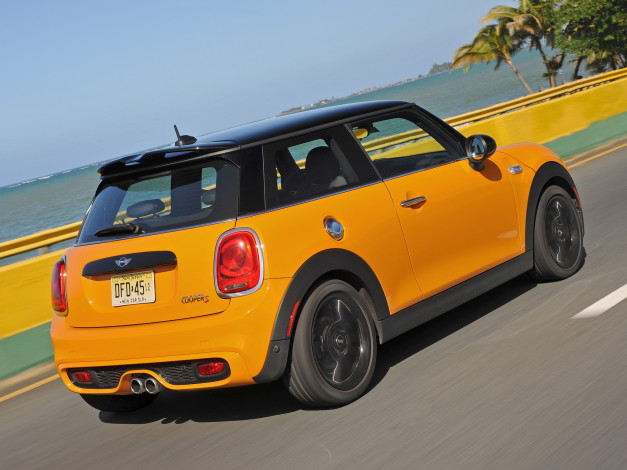 Обои картинки фото автомобили, mini, желтый, 2014, f56, us-spec, cooper, s