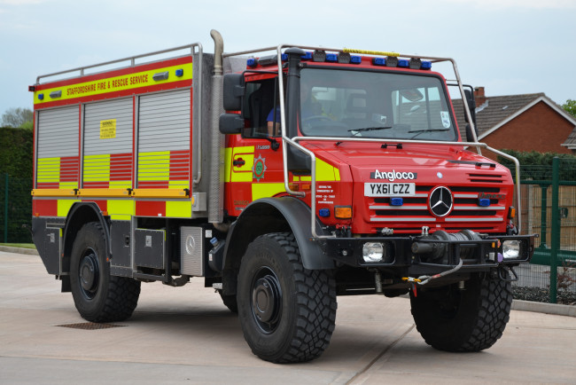 Обои картинки фото автомобили, пожарные машины, пожарный, спецтехника, автомобиль