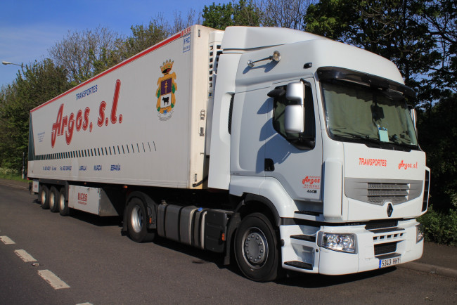 Обои картинки фото renault, автомобили, renault trucks, s, a, автомобильная, корпорация, франция