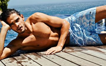 Картинка мужчины marlon+teixeira мокрый