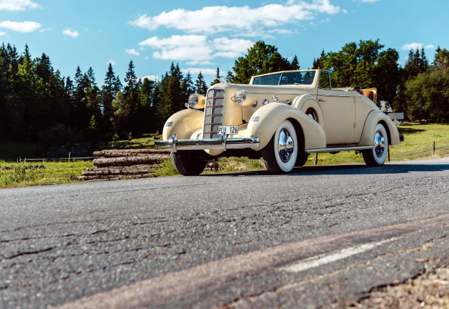 Обои картинки фото автомобили, lasalle