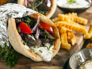 Картинка еда бутерброды +гамбургеры +канапе соус овощи мясо пита