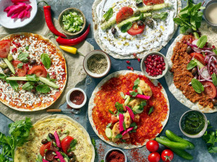 Картинка еда разное мясо блины овощи соусы гранат помидоры томаты