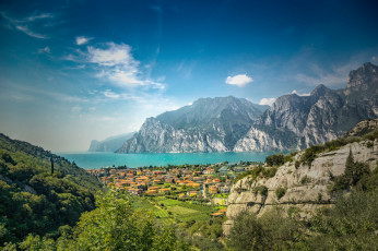 Картинка lake+garda города -+пейзажи озеро горы