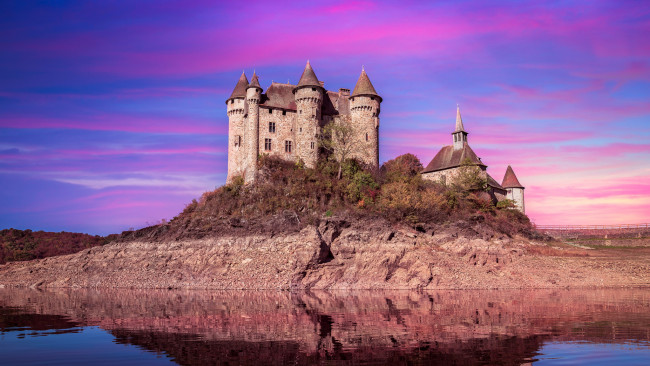 Обои картинки фото le ch&, 226, teau de val,  cantal,  france, города, замки франции, замок