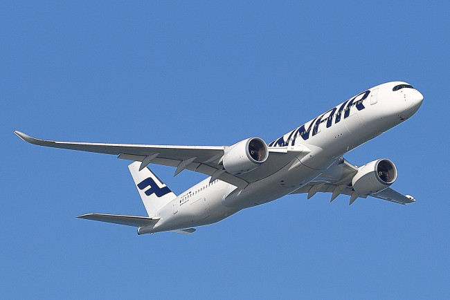 Обои картинки фото airbus a350, авиация, пассажирские самолёты, авиалайнер