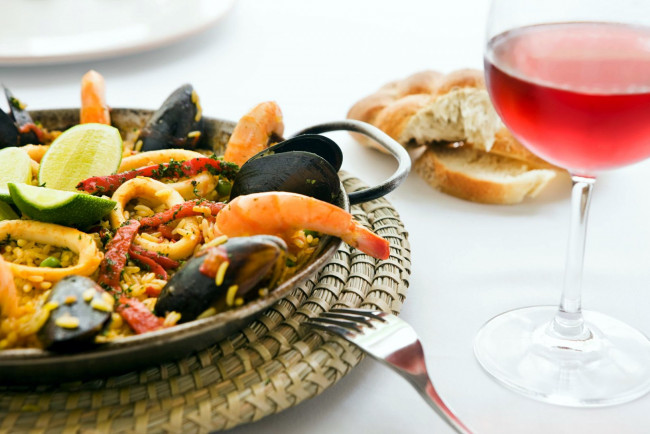 Обои картинки фото еда, рыбные блюда,  с морепродуктами, мидии, кальмар, креветки